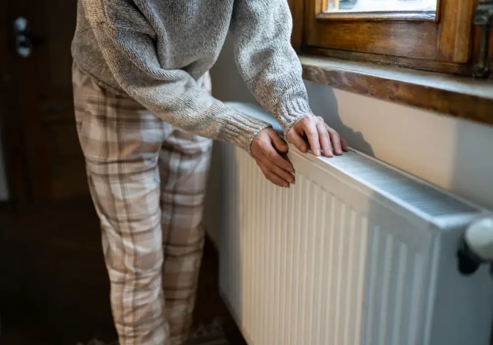 Stukanie w kaloryferach? Poznaj 6 przyczyn i proste rozwiązania