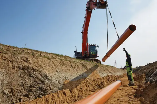 Rura SN2 czy SN4 – która lepsza do Twojej instalacji kanalizacyjnej?